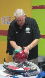 wtba-bowling-tournament-getting-ready